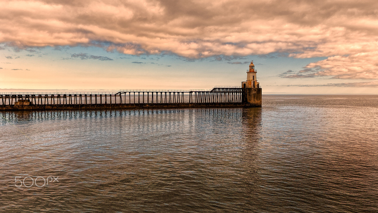 Canon TS-E 24.0mm f/3.5 L II sample photo. Blyth pier v photography