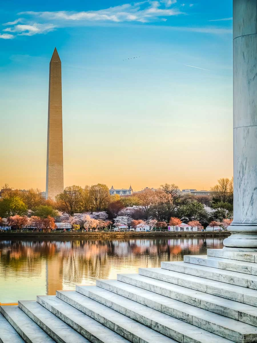 Panasonic Lumix G 42.5mm F1.7 ASPH Power OIS sample photo. View of the washington memorial from the steps of the jefferson memorial.jpg photography