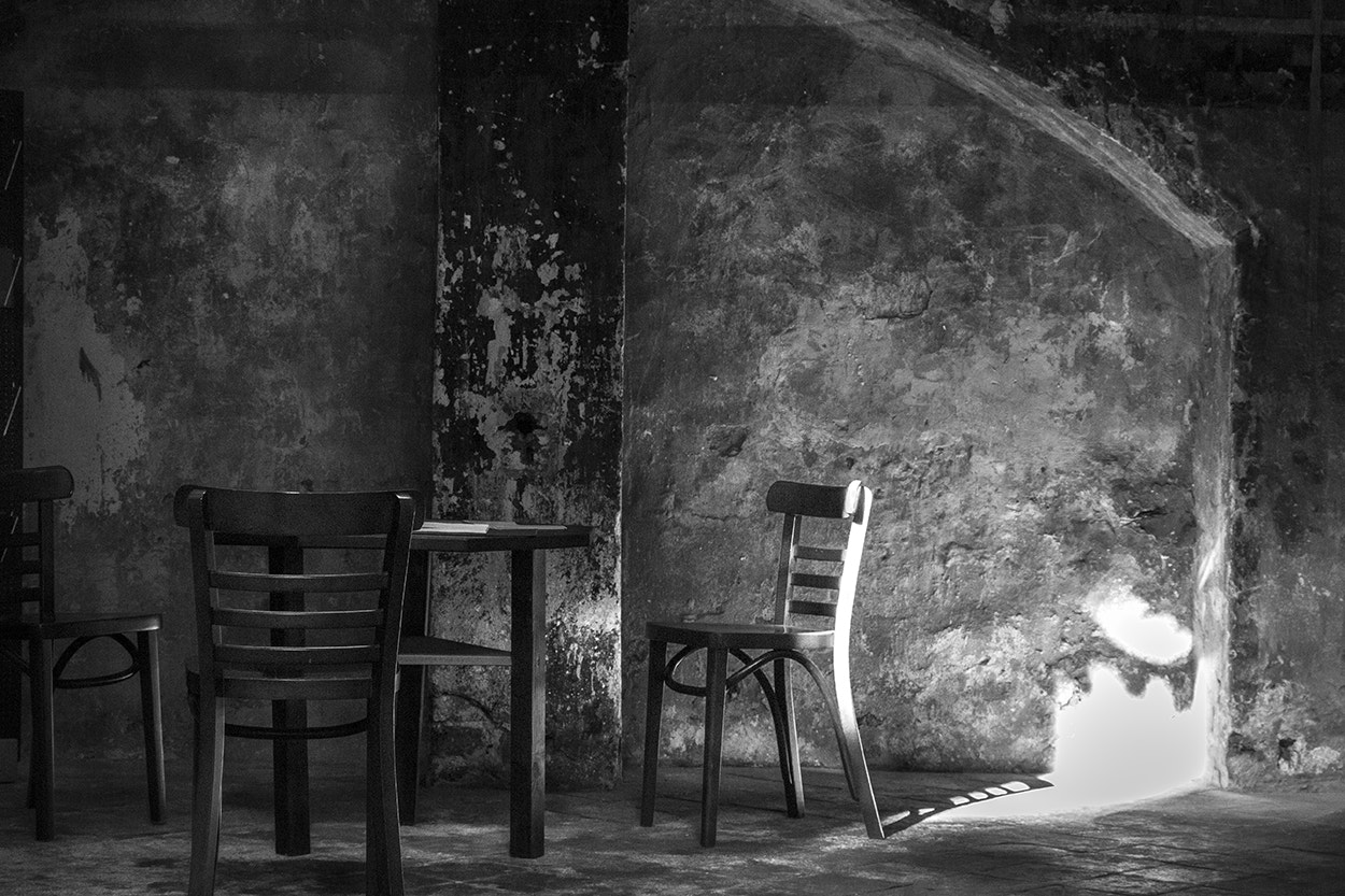 Canon EF-S 18-135mm F3.5-5.6 IS STM sample photo. Basement scene in b&w photography