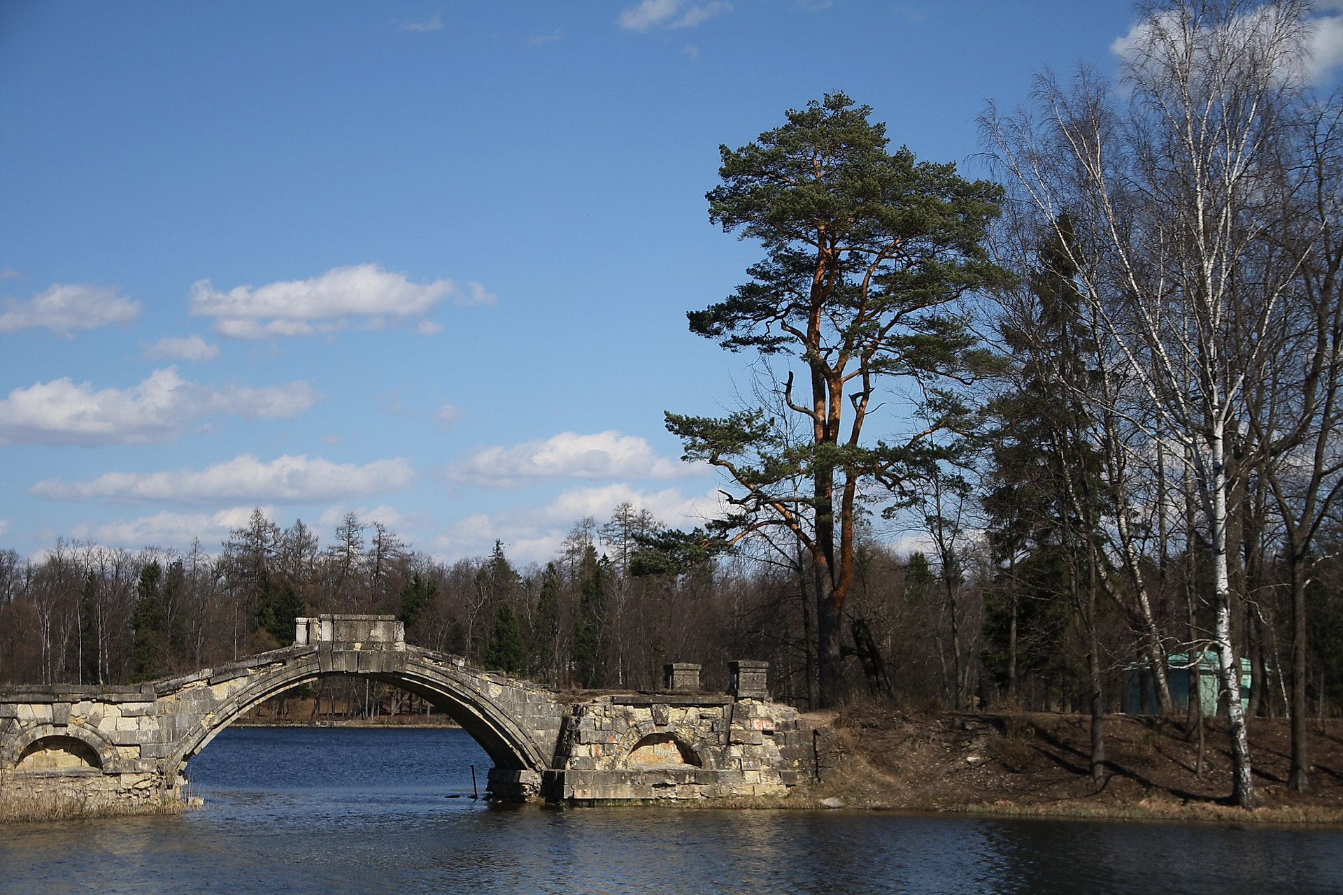 Sigma 18-125mm F3.8-5.6 DC OS HSM sample photo. Old bridge photography