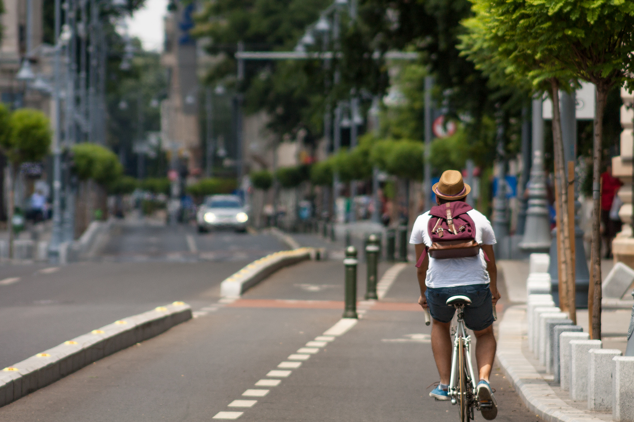 Canon EF 100-300mm F4.5-5.6 USM sample photo. Out for a ride photography