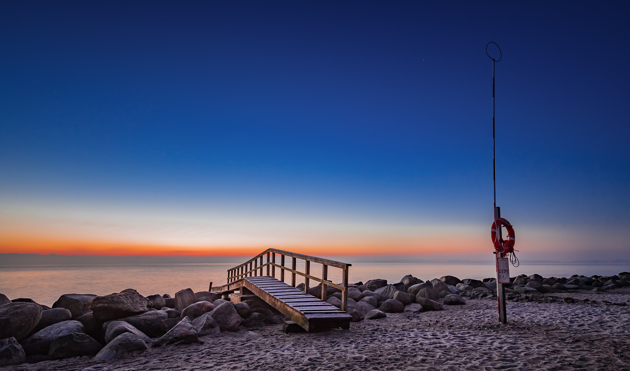 Canon EOS-1D X + Canon EF 16-35mm F4L IS USM sample photo. Enjoy the silence photography