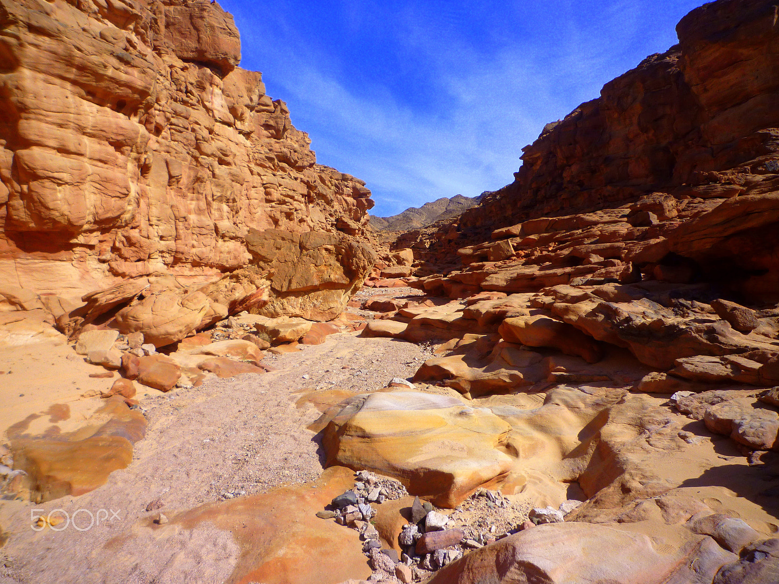 Panasonic DMC-FX550 sample photo. Colored canyon sinai photography