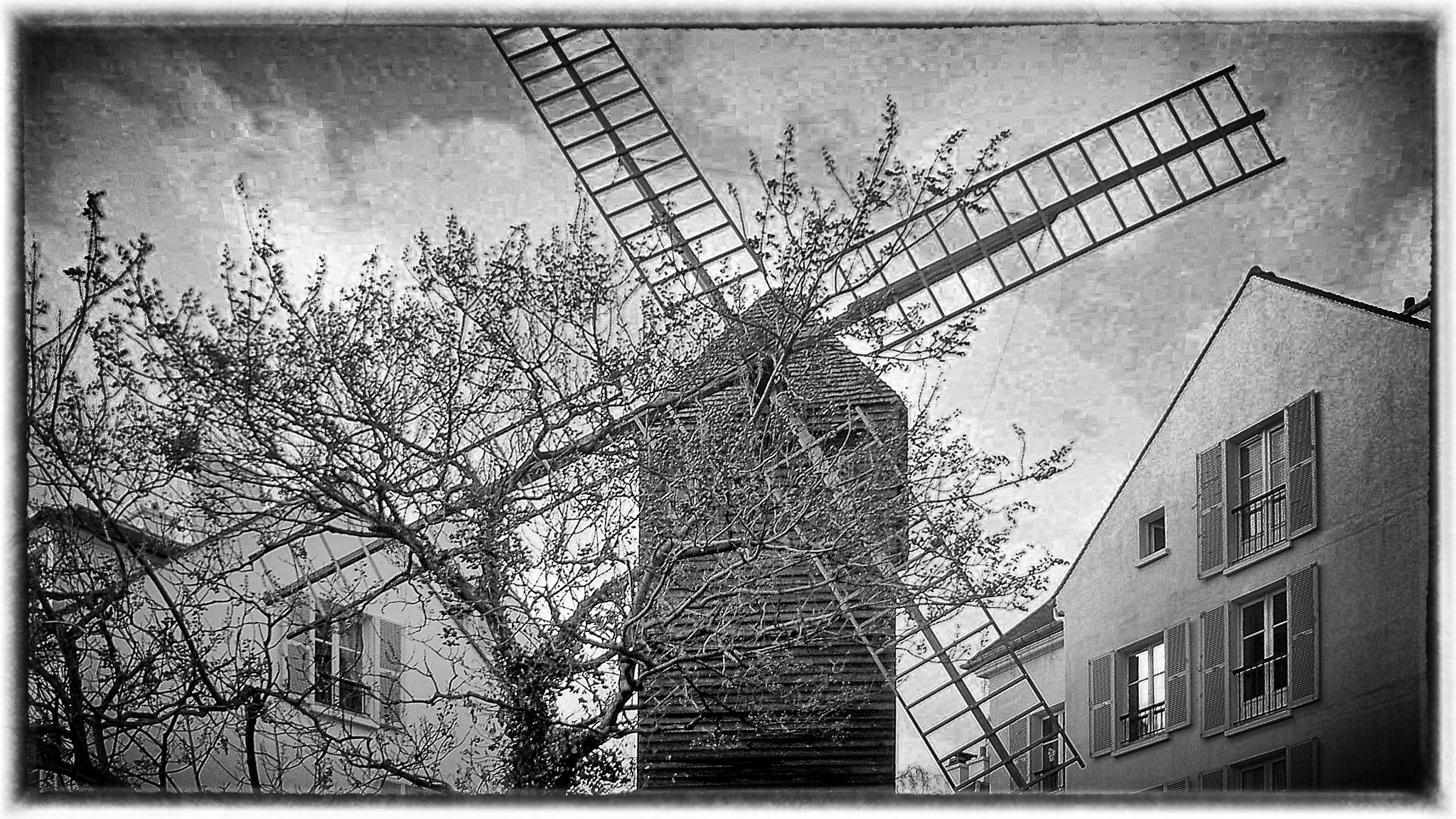 Fujifilm FinePix F710 sample photo. Le moulin de la galette photography