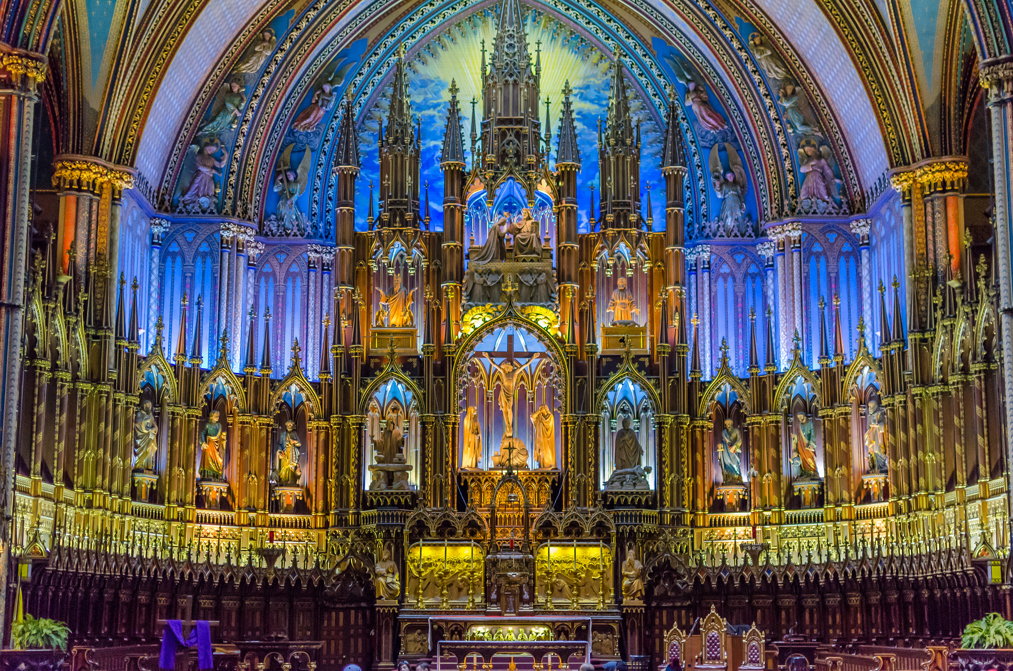 The Notre Dame Basilica in all its glory