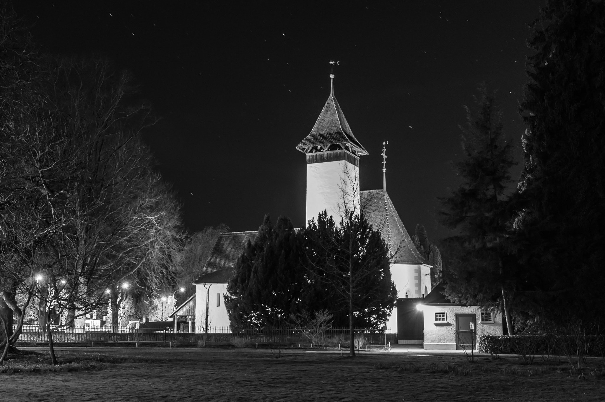 Pentax K-3 II sample photo. Scherzligen kirche photography