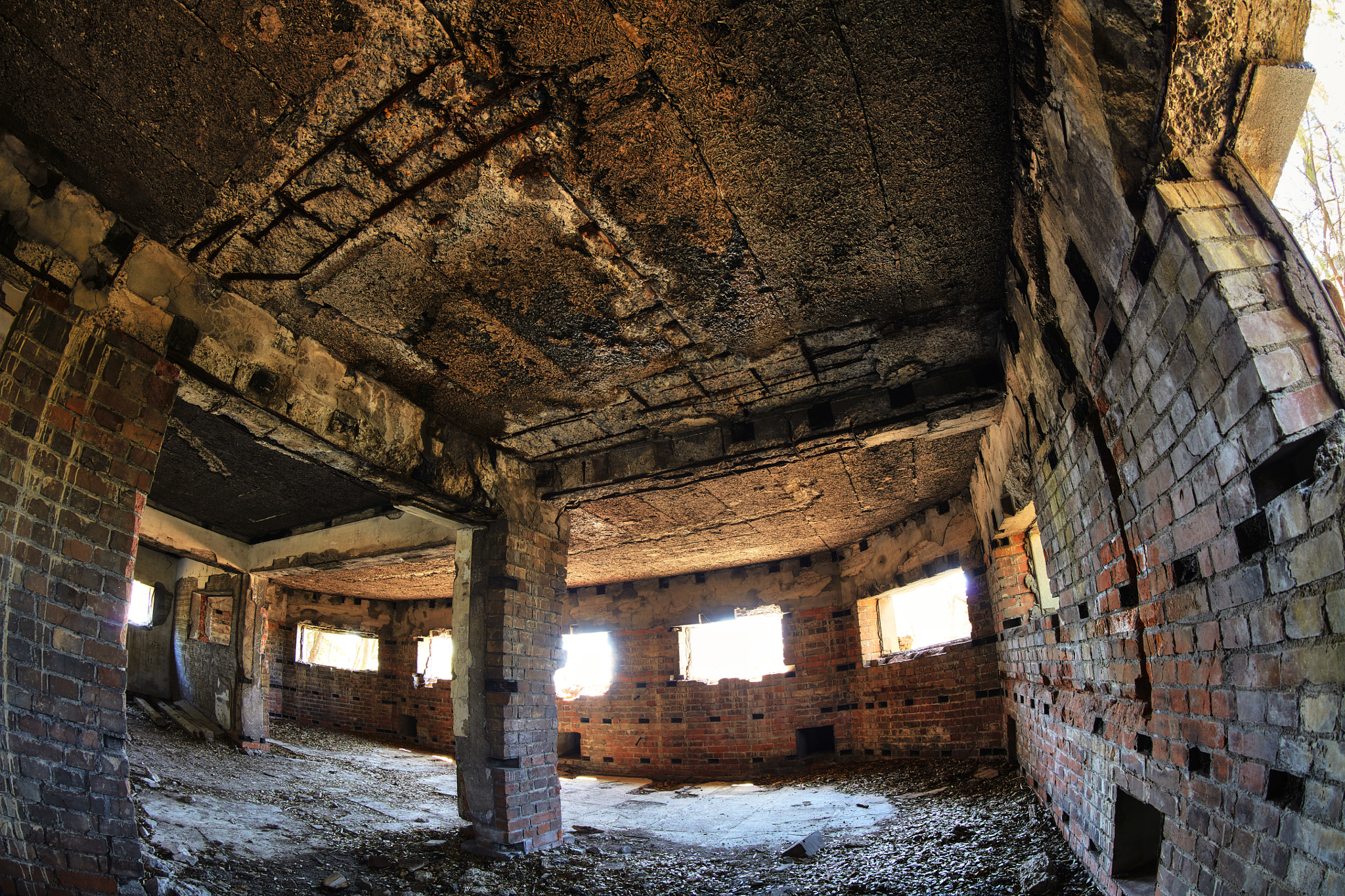 Canon EF 8-15mm F4L Fisheye USM sample photo. A scar photography