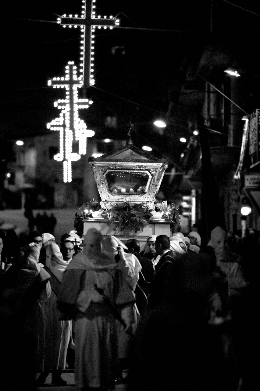 Sony SLT-A77 + Minolta/Sony AF 70-200mm F2.8 G sample photo. Venerdì santo photography