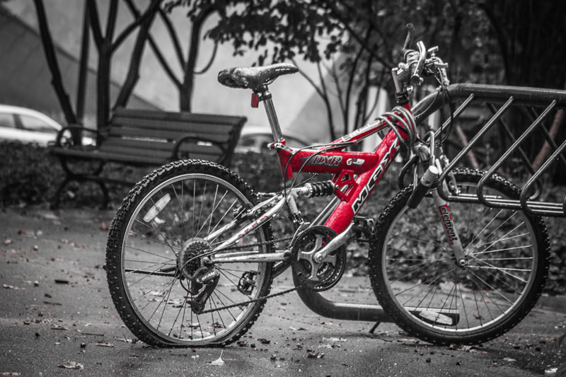 Sigma 70-300mm F4-5.6 APO DG Macro sample photo. Bike photography