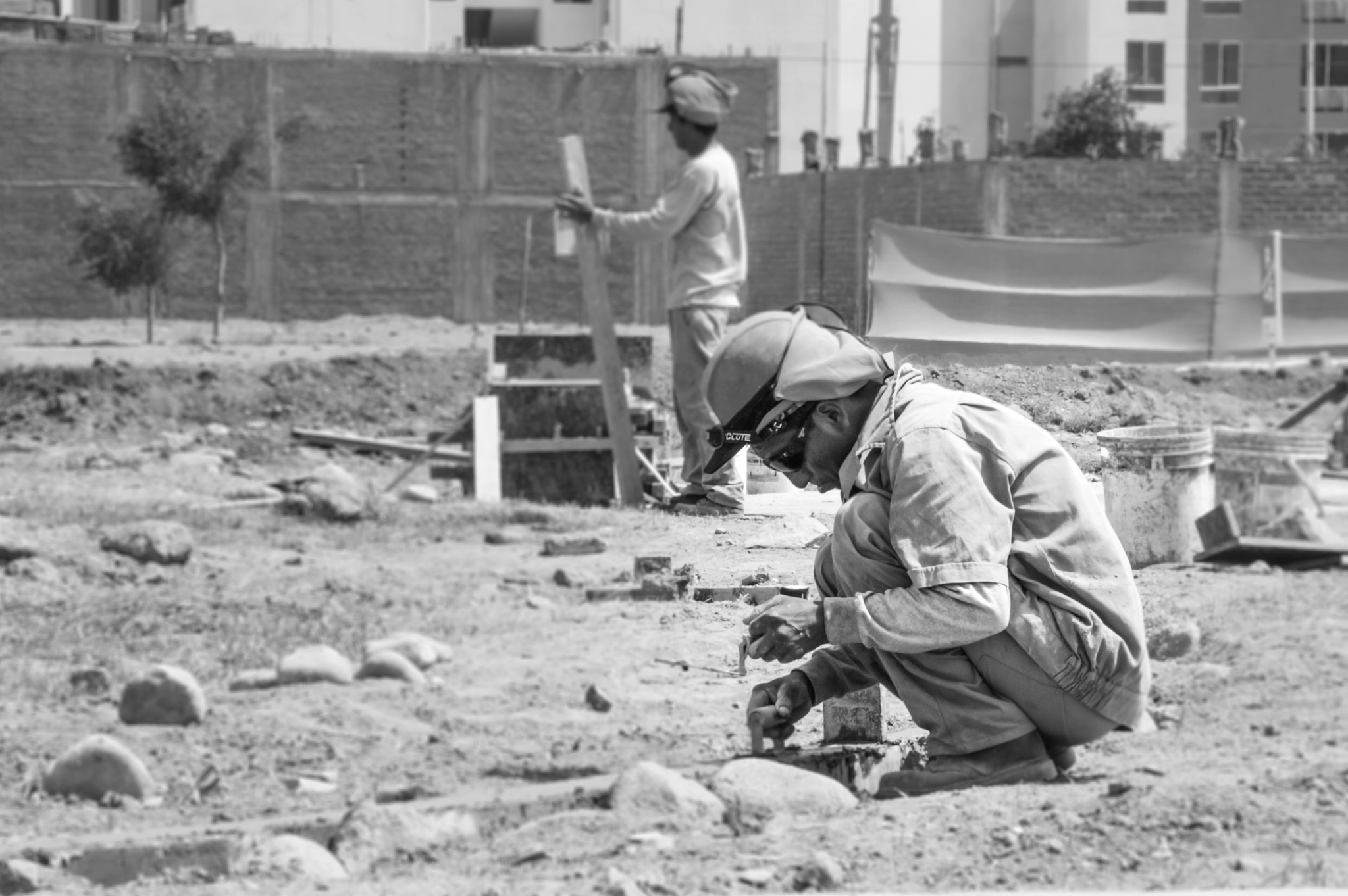 Sony SLT-A58 + Sony DT 55-200mm F4-5.6 SAM sample photo. Urban construction photography