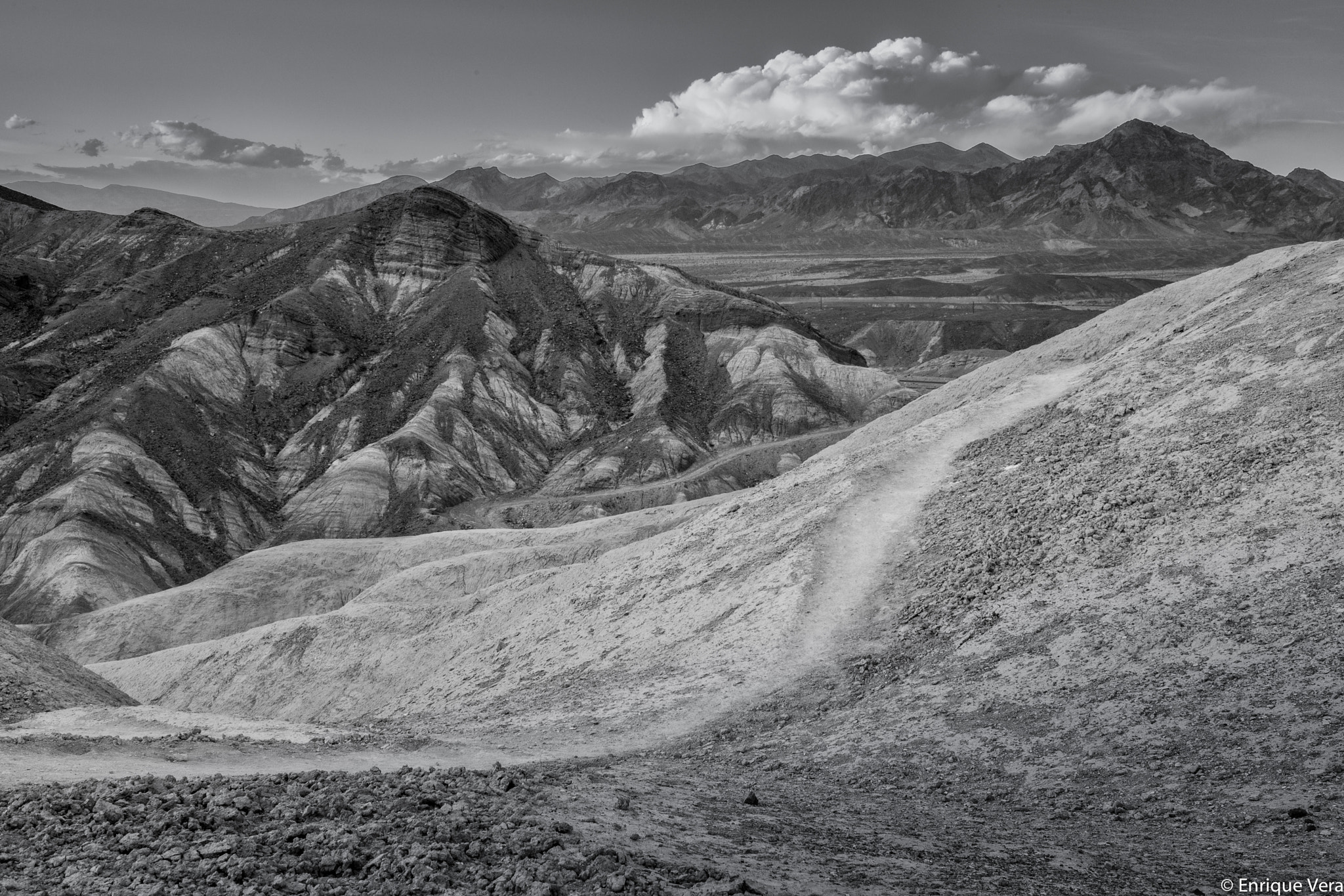 Canon EOS 6D + ZEISS Distagon T* 35mm F2 sample photo. Zabriskie point photography