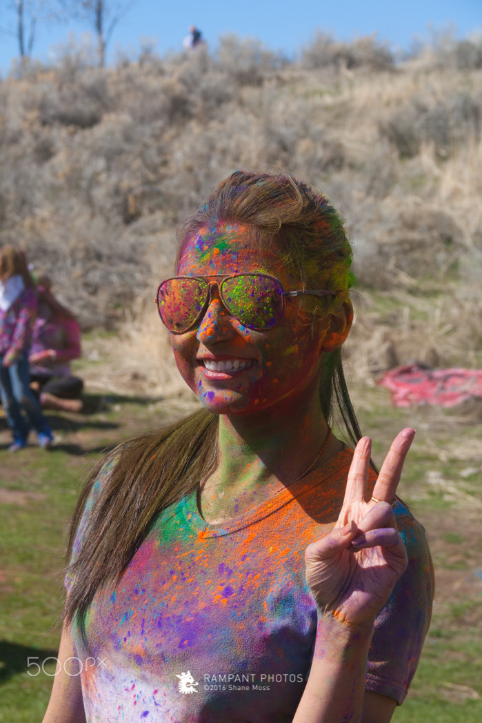 Canon EOS 450D (EOS Rebel XSi / EOS Kiss X2) + Canon EF-S 18-135mm F3.5-5.6 IS sample photo. Holi - festival of colors - 2016 photography