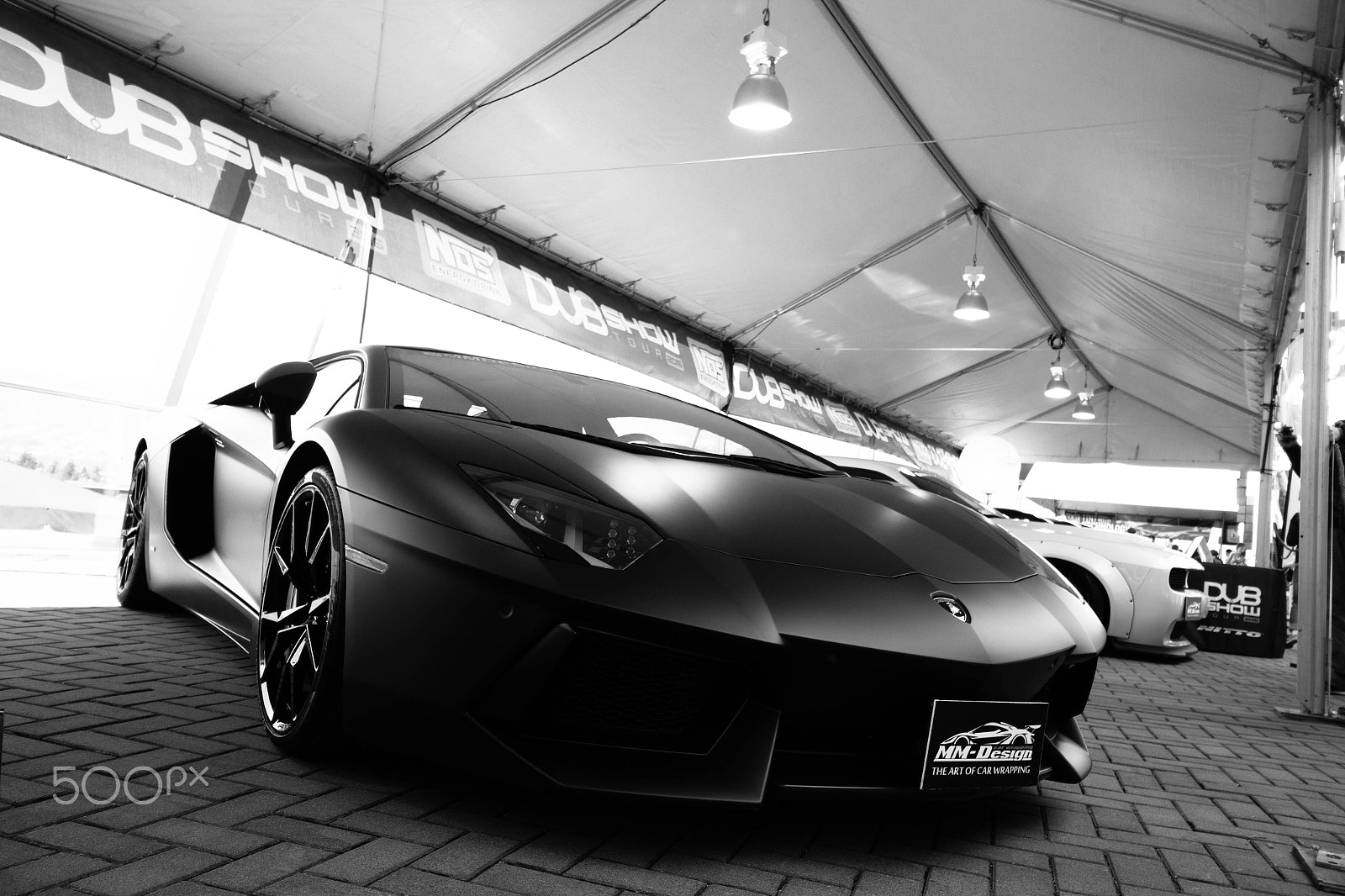 Canon EF-S 10-18mm F4.5–5.6 IS STM sample photo. Black lambo photography