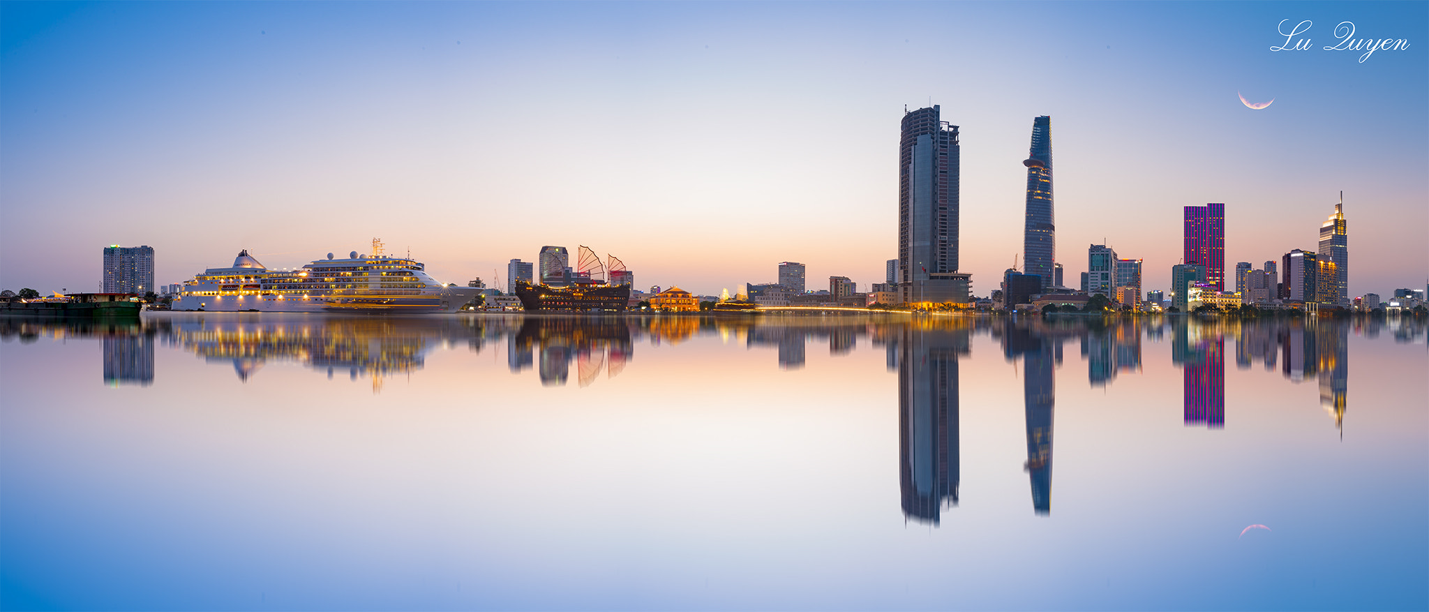 AF Zoom-Nikkor 28-70mm f/3.5-4.5 sample photo. Sunset in hochiminh city photography