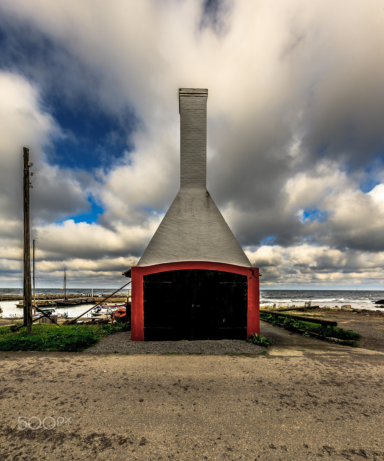 Canon EOS-1Ds Mark III + Canon EF 11-24mm F4L USM sample photo. Smokehouses on bornholm photography