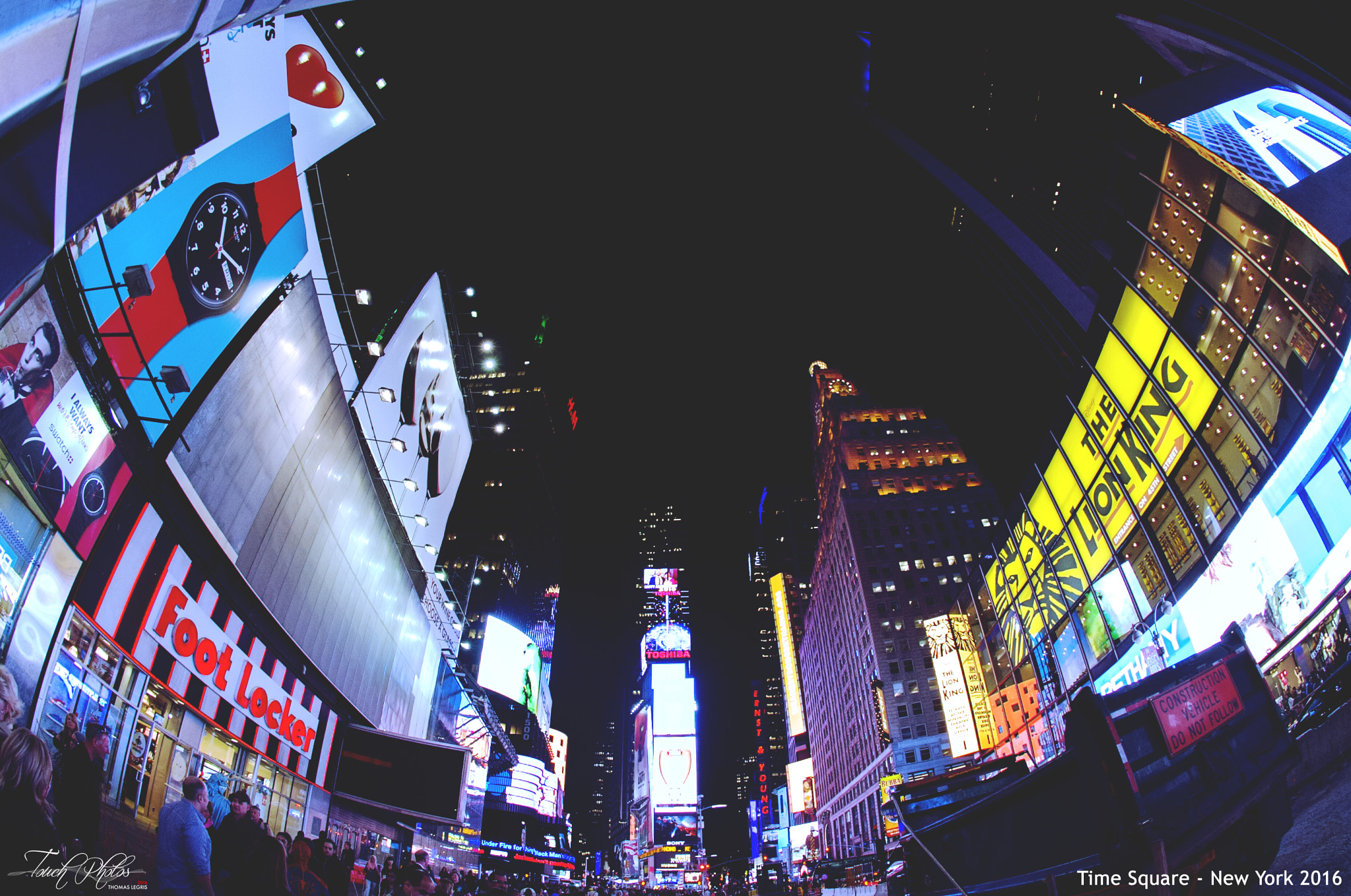 Nikon D3S + Sigma 10mm F2.8 EX DC HSM Diagonal Fisheye sample photo. Time square ! photography