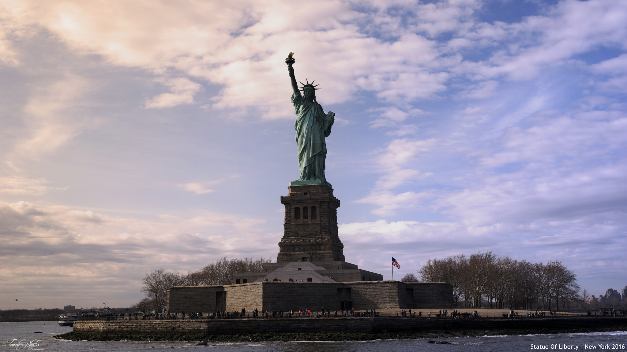 Sigma 24-70mm F2.8 EX DG HSM sample photo. Statue of liberty ! photography