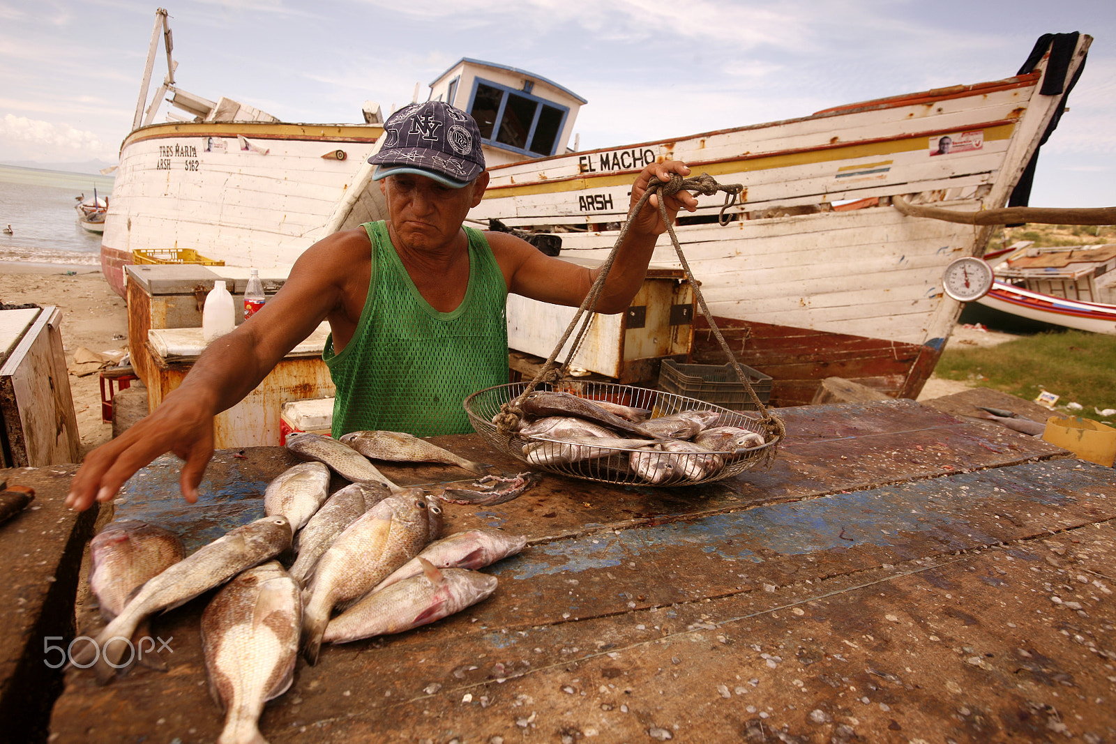 Canon EOS 5D + Canon EF 16-35mm F2.8L USM sample photo. South america venezuela isla margatita juangriego fish market photography