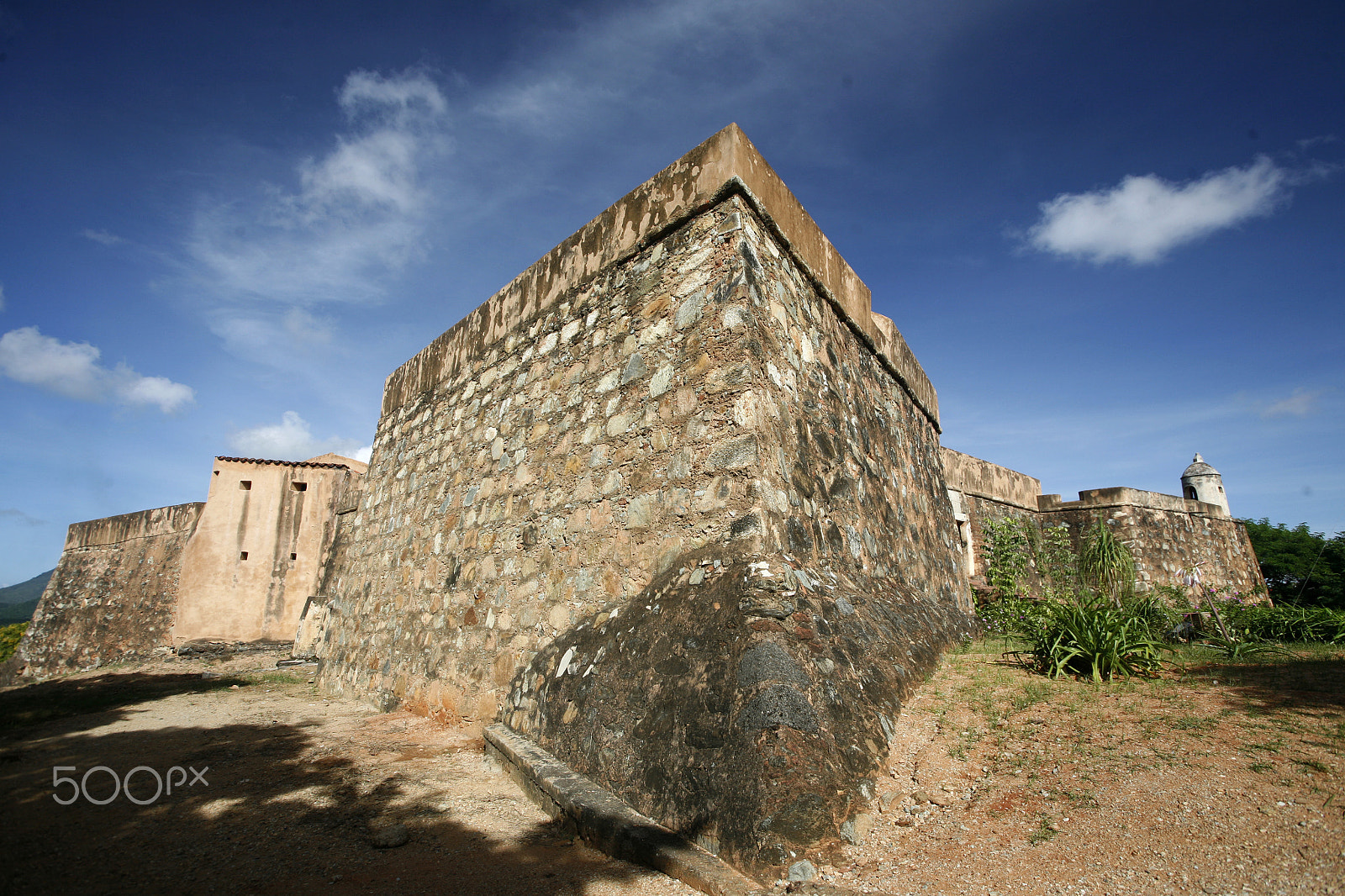 Canon EOS 5D + Canon EF 16-35mm F2.8L USM sample photo. South america venezuela isla margatita la asuncion castillo photography