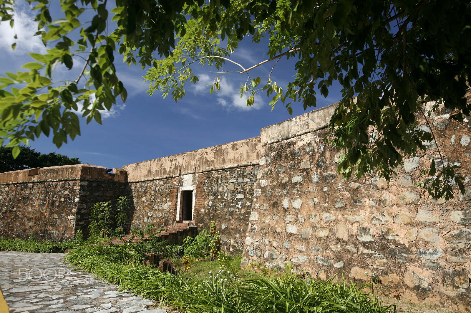 Canon EOS 5D + Canon EF 16-35mm F2.8L USM sample photo. South america venezuela isla margatita la asuncion castillo photography