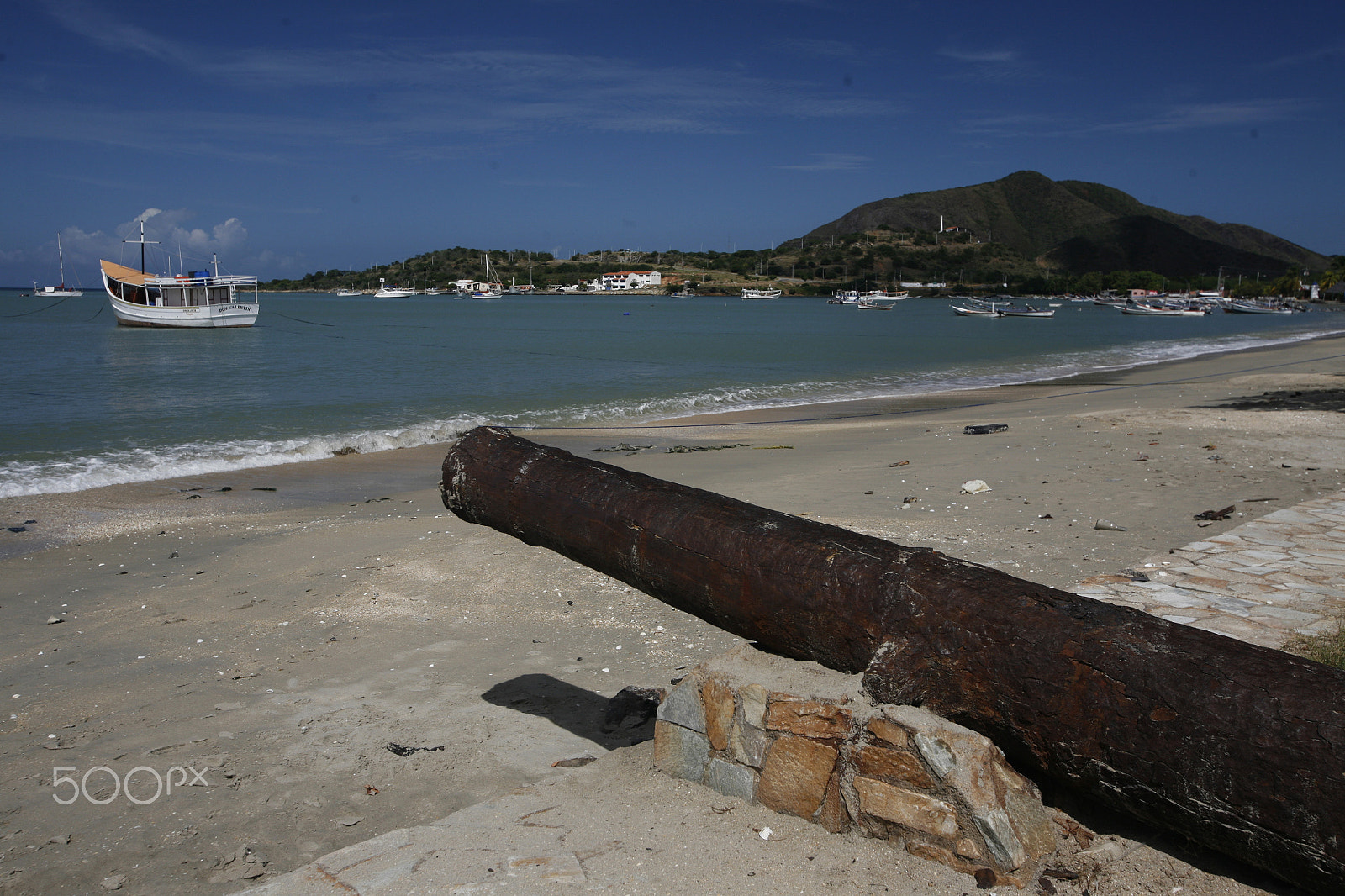 Canon EOS 5D + Canon EF 16-35mm F2.8L USM sample photo. South america venezuela isla margatita juangriego beacg photography