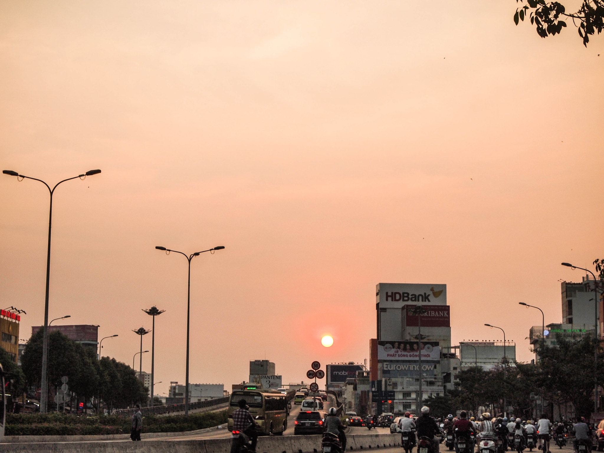 Olympus PEN E-P1 sample photo. Sun went down photography