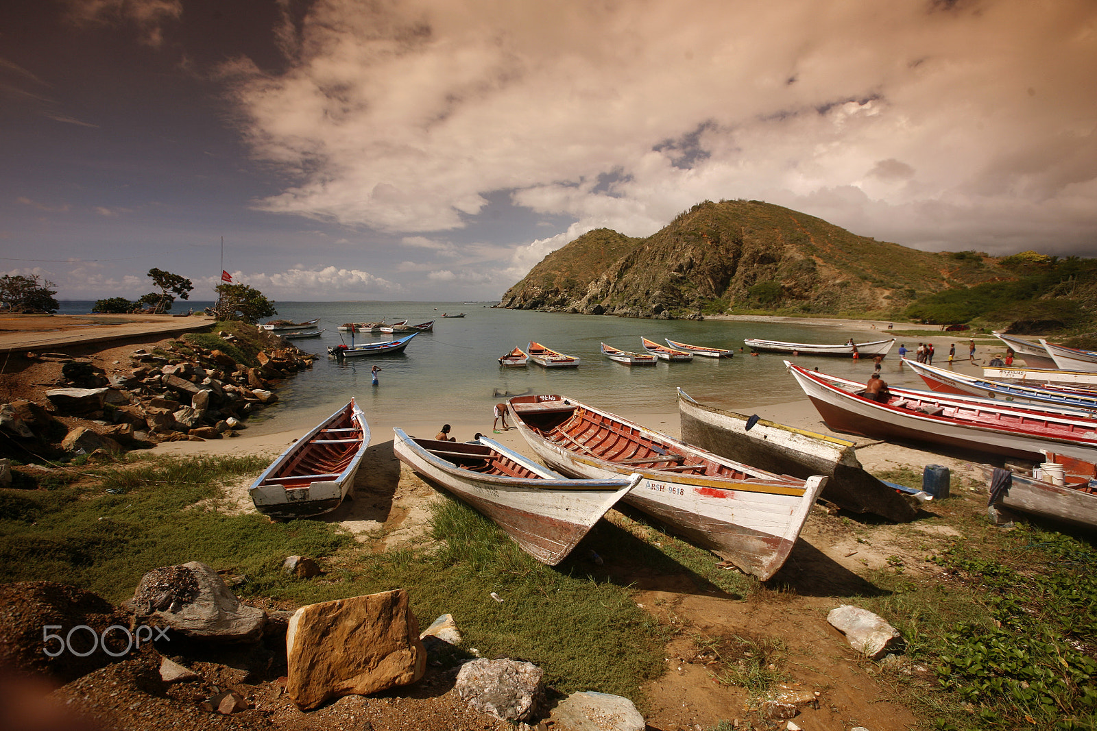 Canon EOS 5D + Canon EF 16-35mm F2.8L USM sample photo. South america venezuela isla margatita pampatar beach coast photography