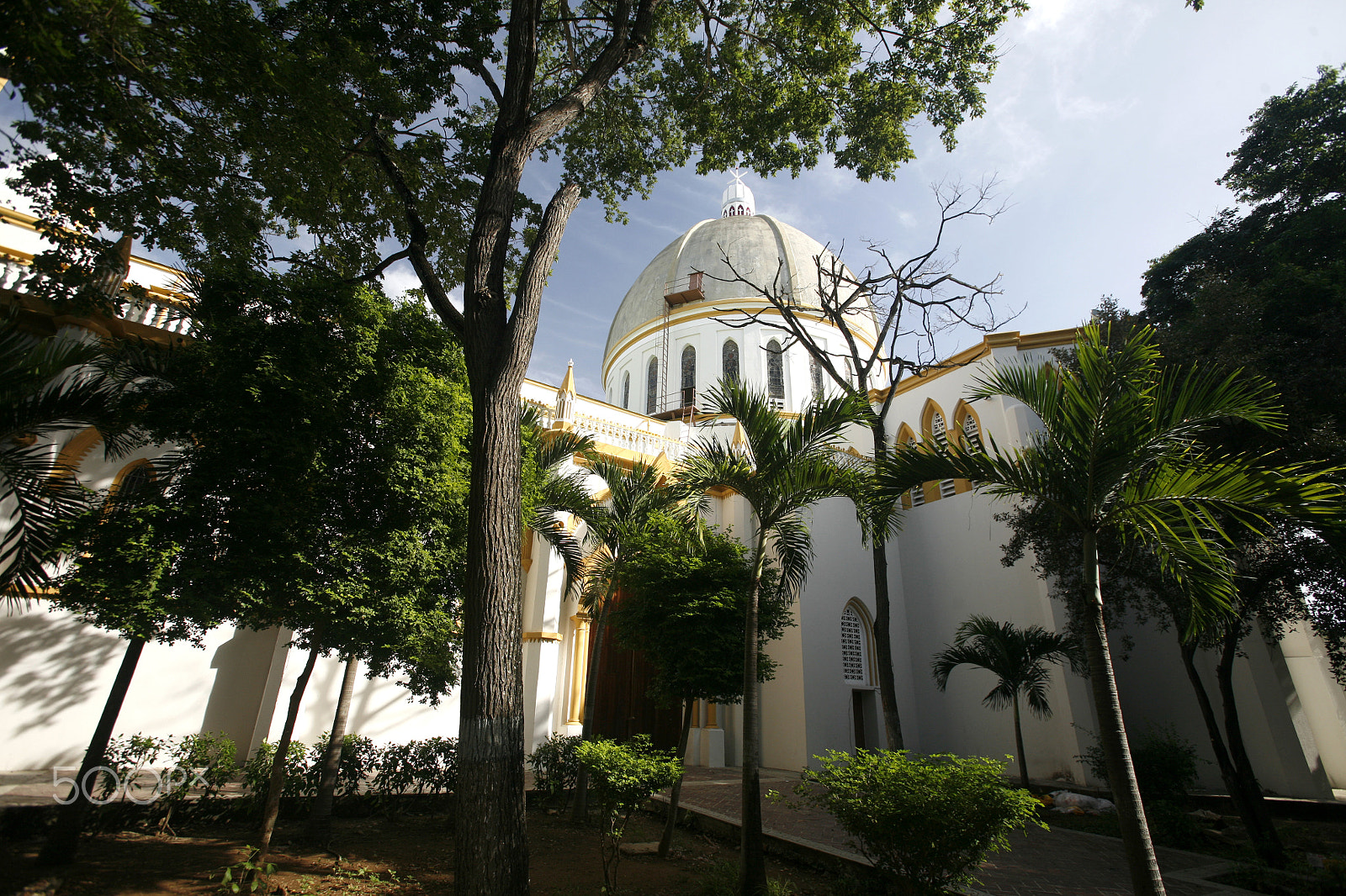 Canon EOS 5D + Canon EF 16-35mm F2.8L USM sample photo. South america venezuela isla margatita porlamar catedral photography