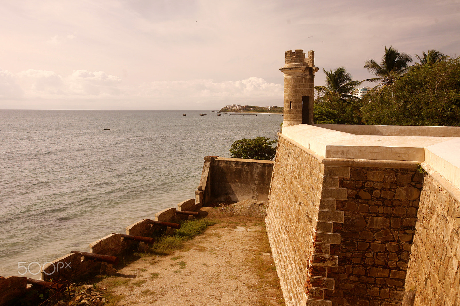 Canon EOS 5D + Canon EF 16-35mm F2.8L USM sample photo. South america venezuela isla margatita pampatar castillo photography