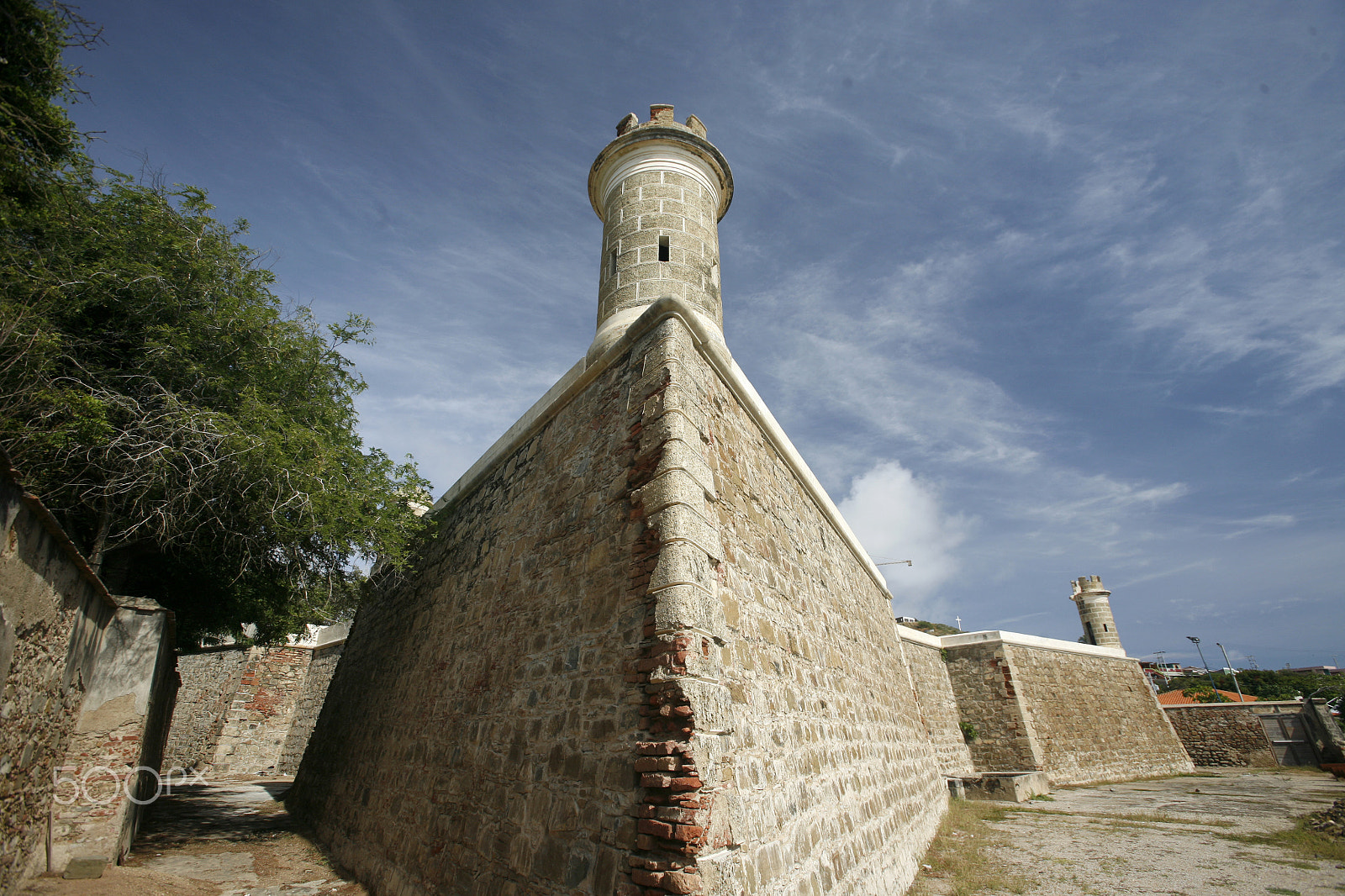 Canon EOS 5D + Canon EF 16-35mm F2.8L USM sample photo. South america venezuela isla margatita pampatar castillo photography