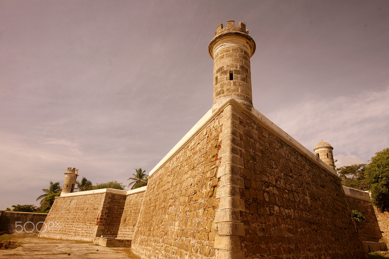 Canon EOS 5D + Canon EF 16-35mm F2.8L USM sample photo. South america venezuela isla margatita pampatar castillo photography