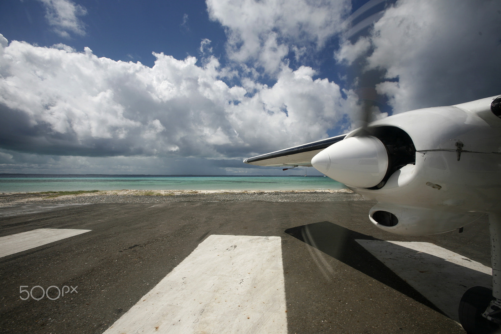 Canon EOS 5D + Canon EF 16-35mm F2.8L USM sample photo. South america venezuela los roques airport photography