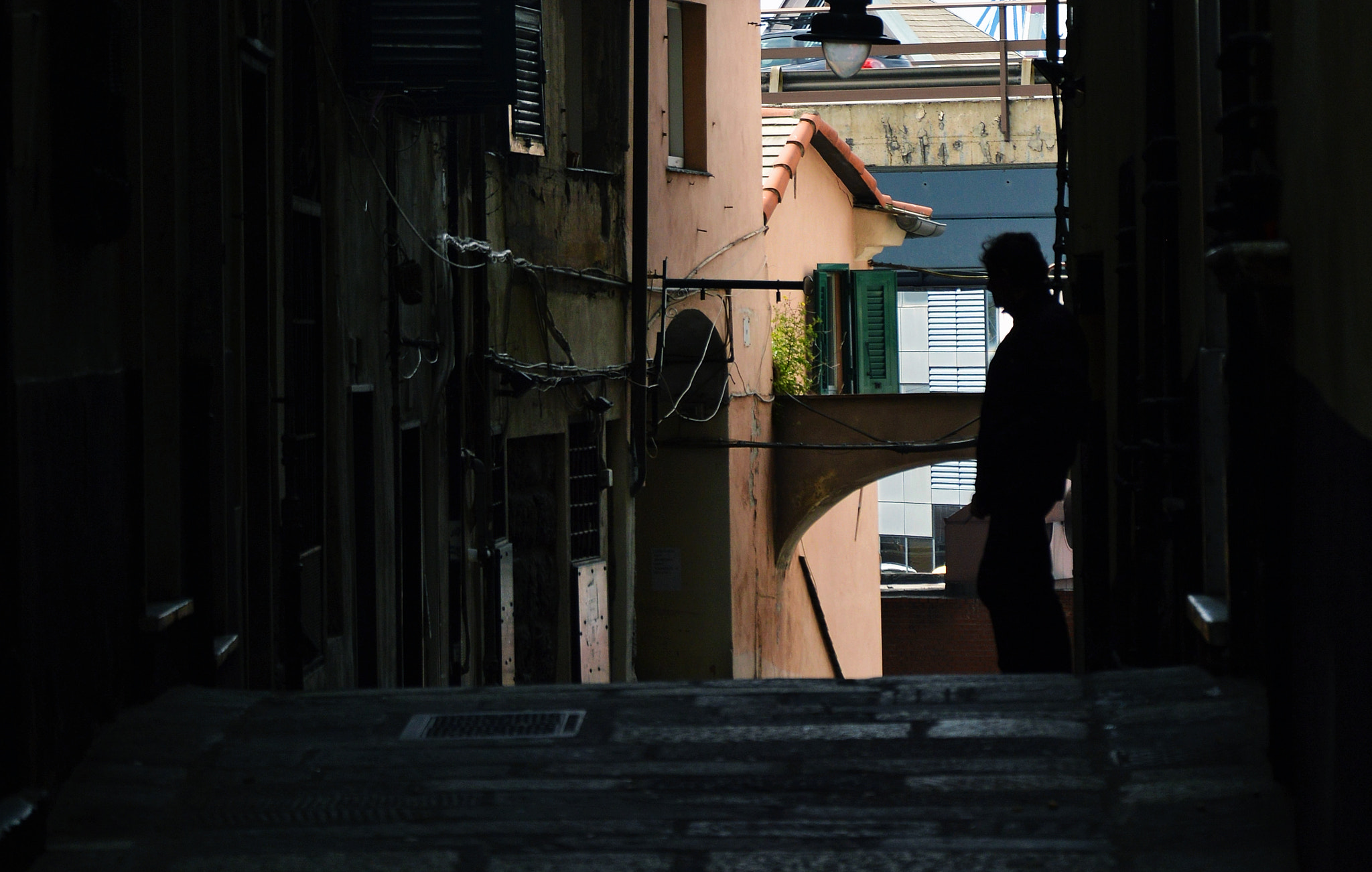 Nikon D3200 + Sigma 50mm F1.4 EX DG HSM sample photo. Via del campo - genova photography
