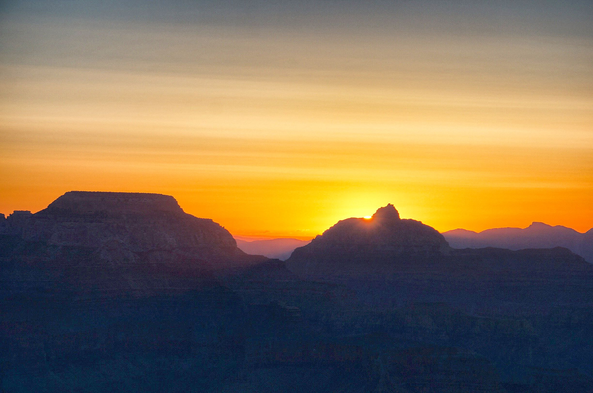 Sony Alpha NEX-6 + Sony E 18-200mm F3.5-6.3 OSS sample photo. Sunset, sunrise photography