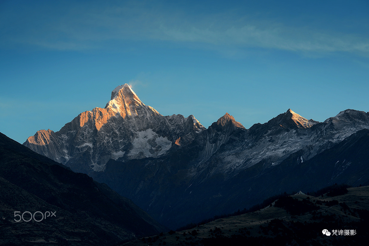 Nikon AF-Nikkor 80-200mm F2.8D ED sample photo. Snow mountains photography