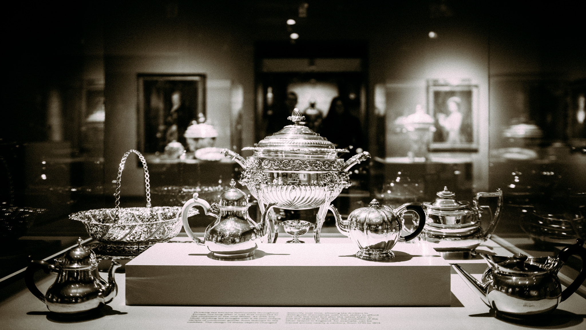Sony a6300 + Sony DT 50mm F1.8 SAM sample photo. Milwaukee art museum photography