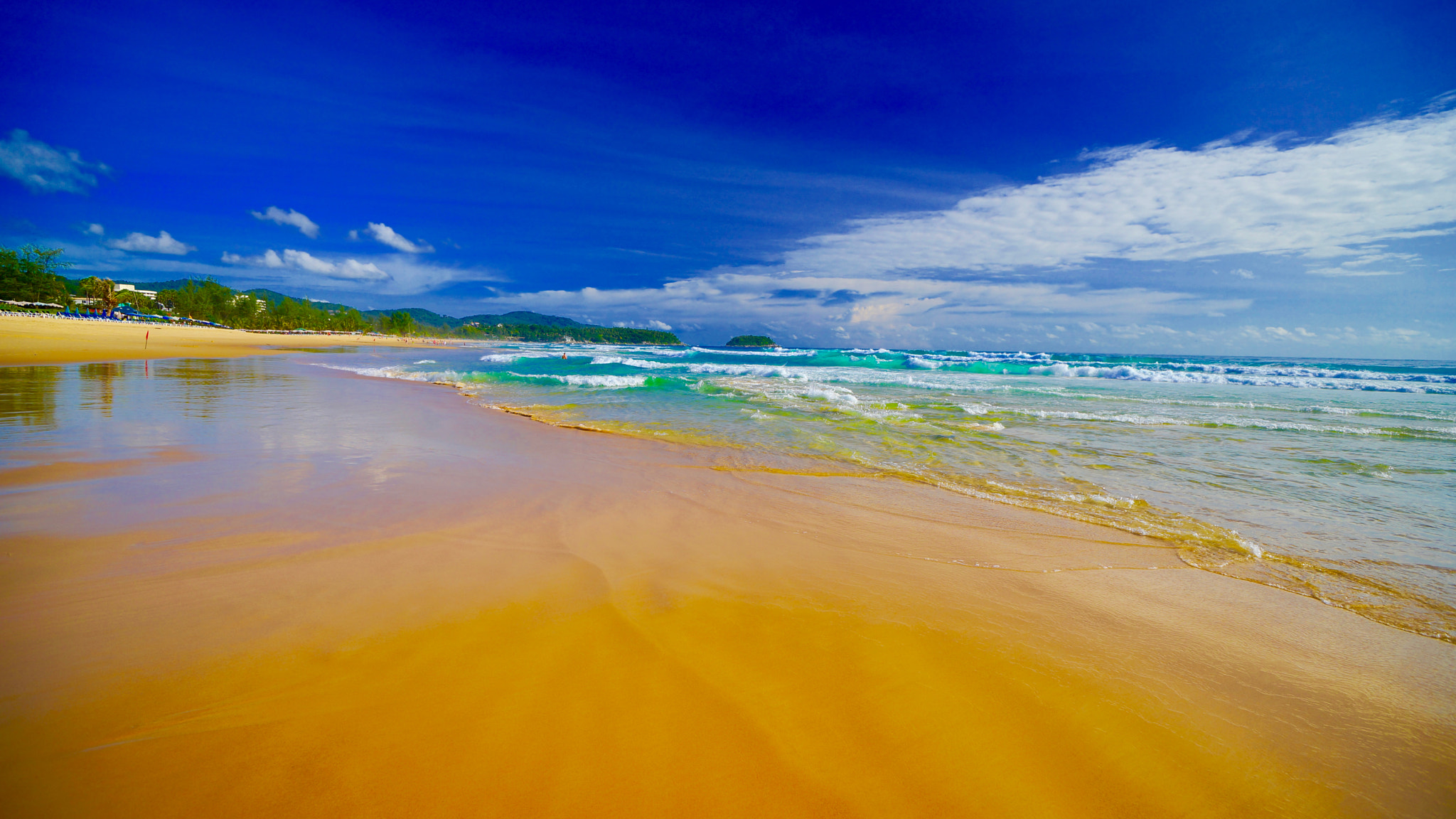 Sony a99 II + Sony Vario-Sonnar T* 16-35mm F2.8 ZA SSM sample photo. Karon beach, phuket, thailand photography