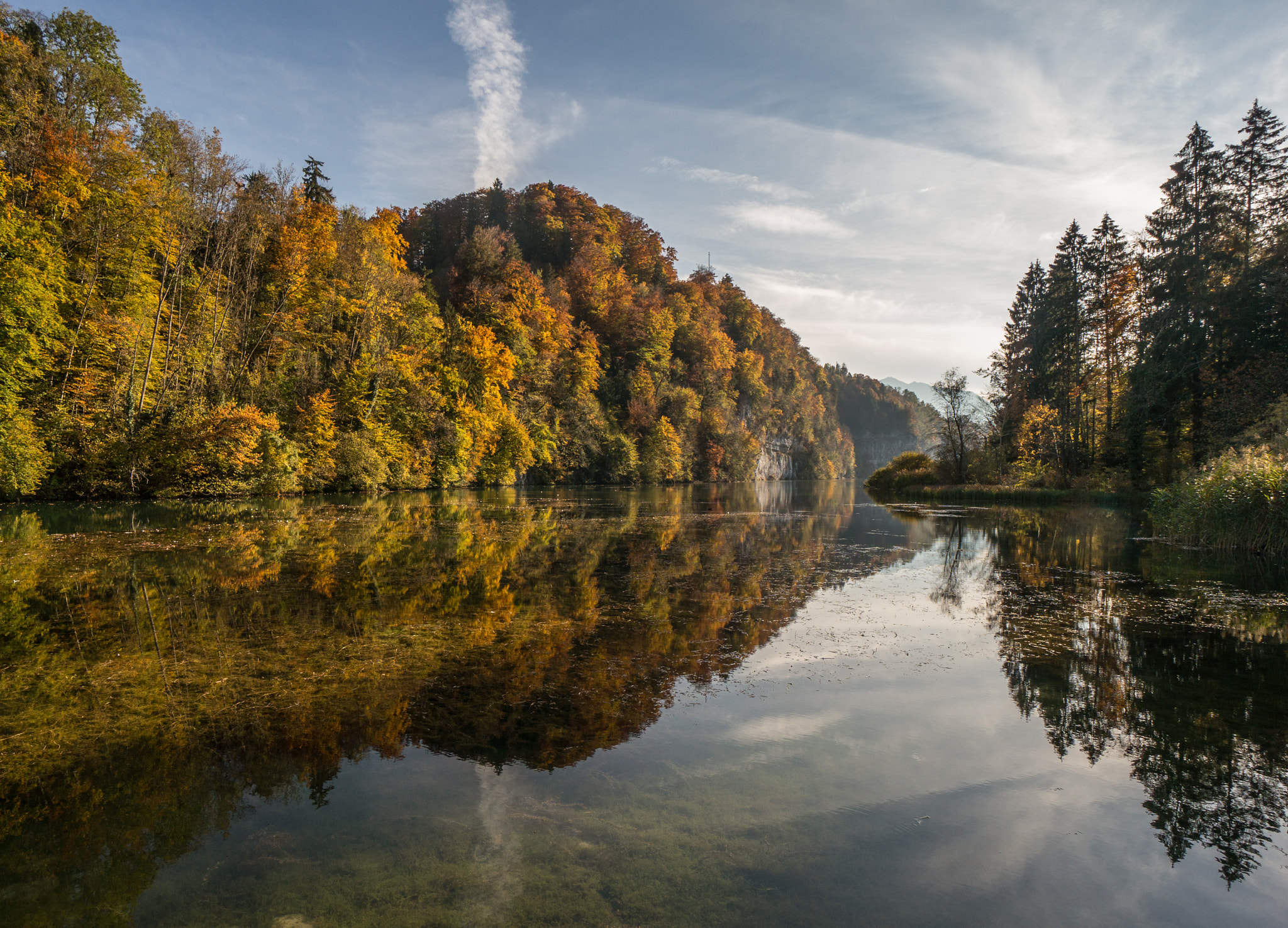 Sony Alpha NEX-6 + Sony E 10-18mm F4 OSS sample photo. On the lake photography