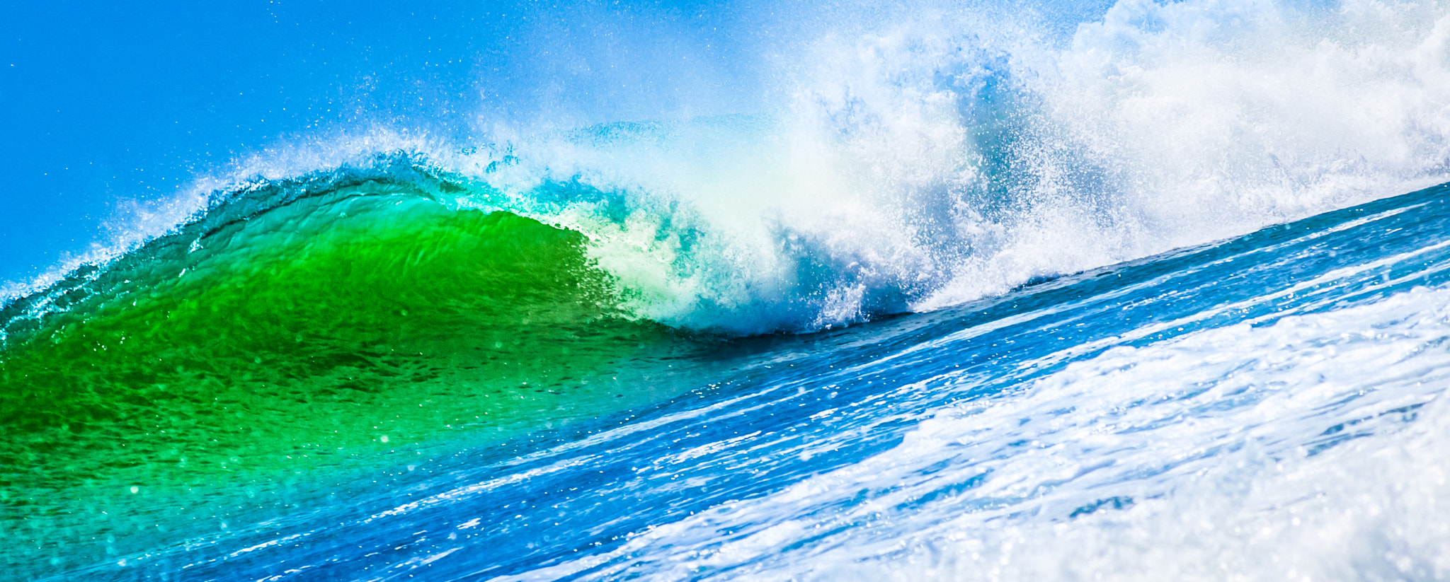 Sigma 70-300mm F4-5.6 APO DG Macro sample photo. Green wave photography