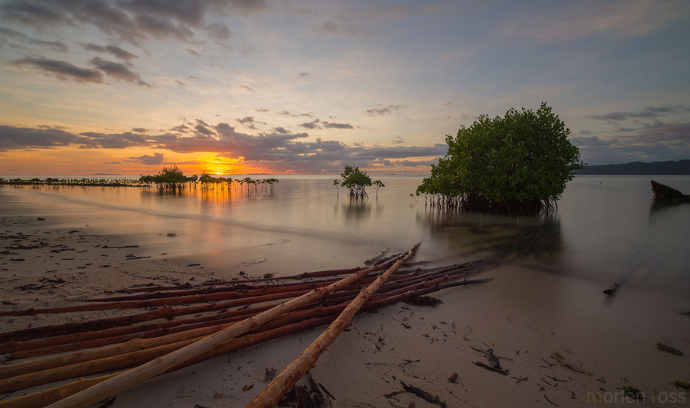 Nikon D4 sample photo. Sunset on a tiny indonesian island photography