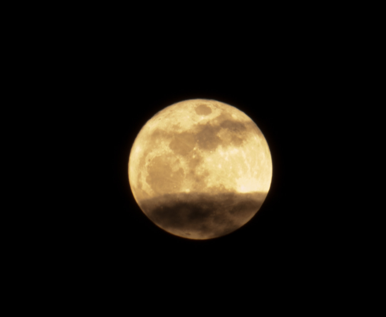 Nikon D60 sample photo. Supermoono photography