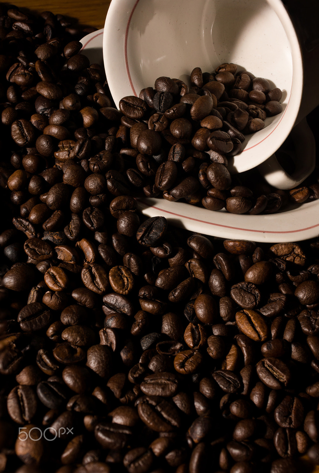 Sony SLT-A77 + Minolta AF 28-85mm F3.5-4.5 sample photo. Coffe beans and cup. photography