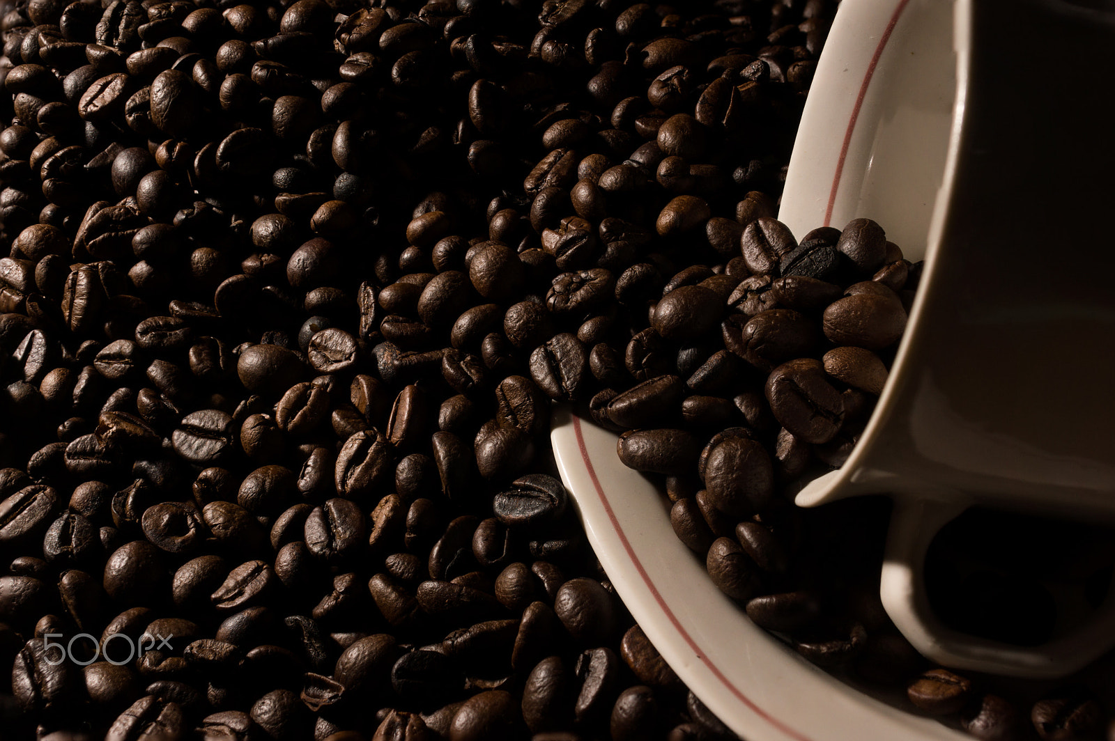 Sony SLT-A77 + Minolta AF 28-85mm F3.5-4.5 sample photo. Coffe beans and cup. photography