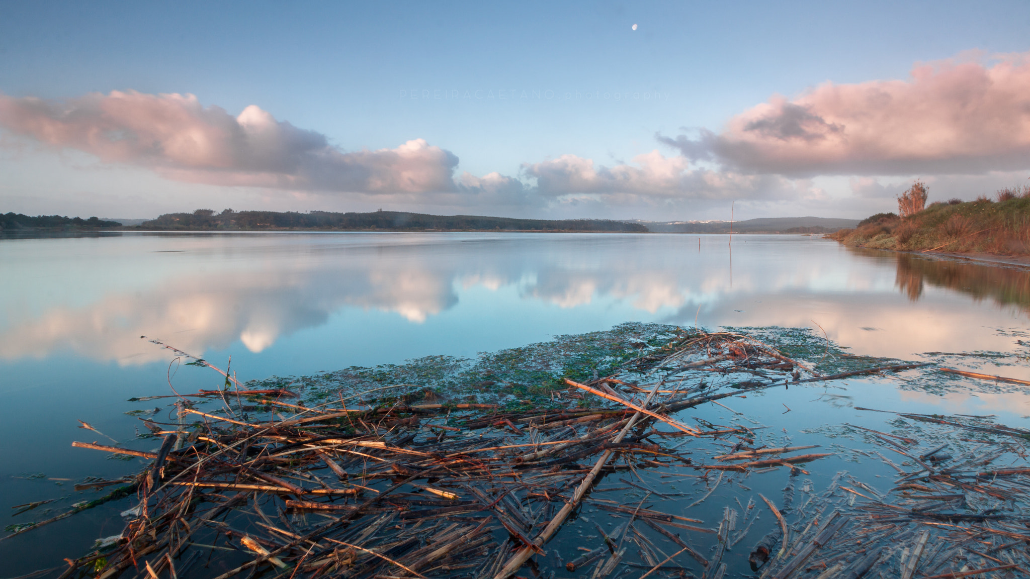 Canon EOS 50D + Canon EF-S 10-18mm F4.5–5.6 IS STM sample photo. Immensity photography