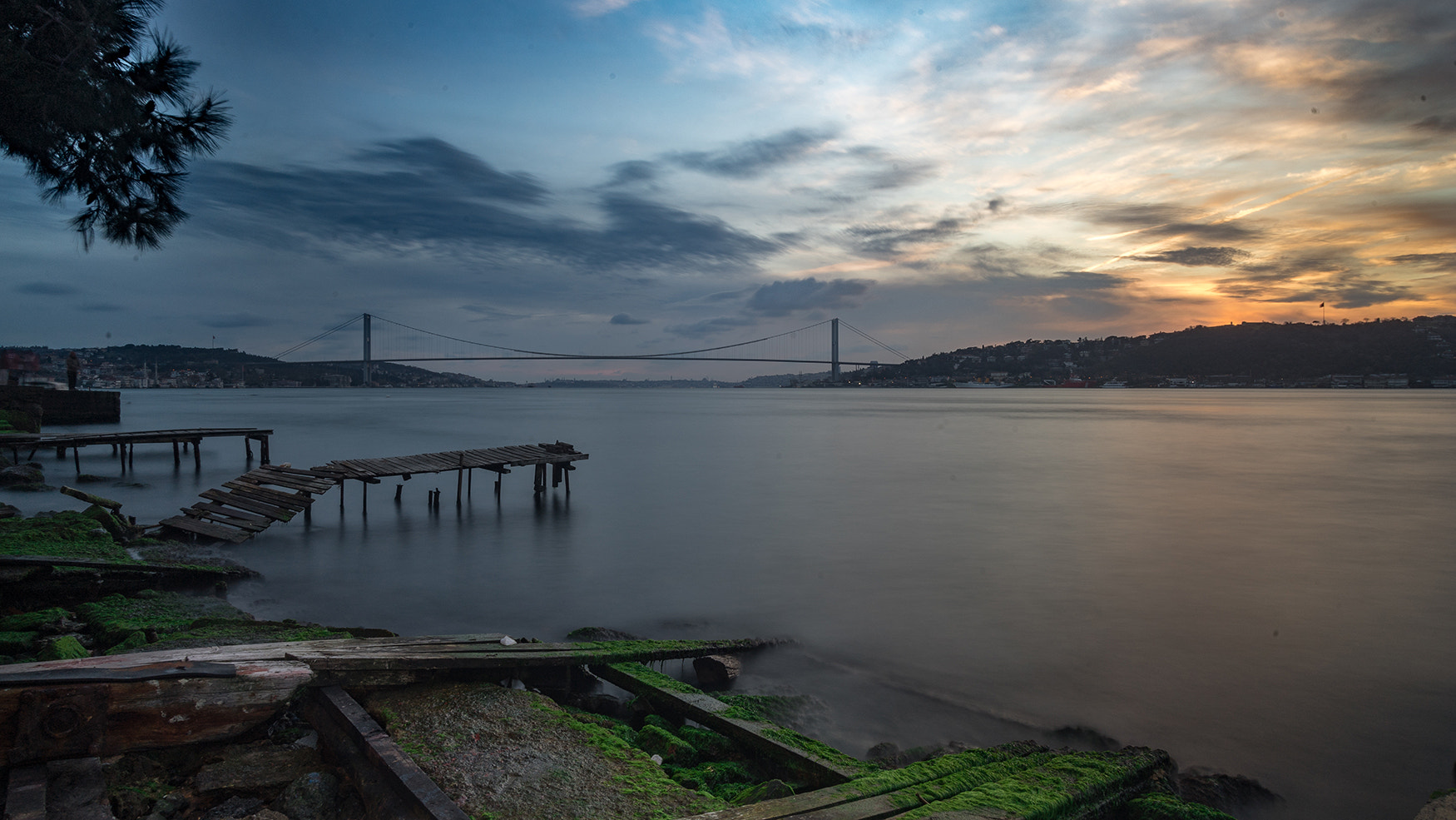 Sony a7 II + Minolta AF 28-85mm F3.5-4.5 New sample photo. Bosphorus - istanbul photography