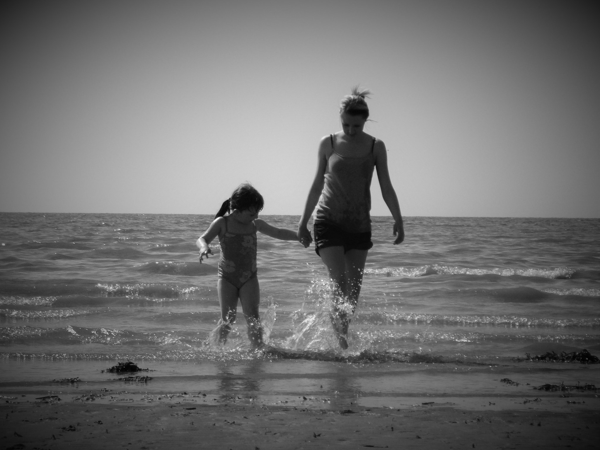 Sony DSC-W215 sample photo. Formby beach photography