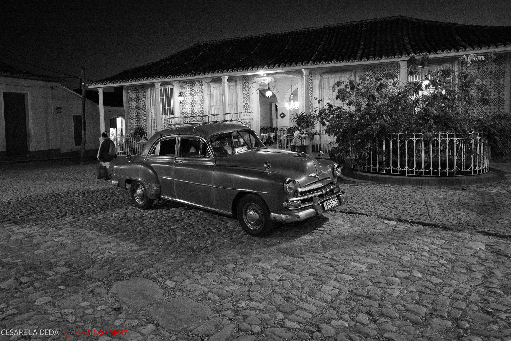 Leica Super-Elmar-M 21mm F3.4 ASPH sample photo. Car photography