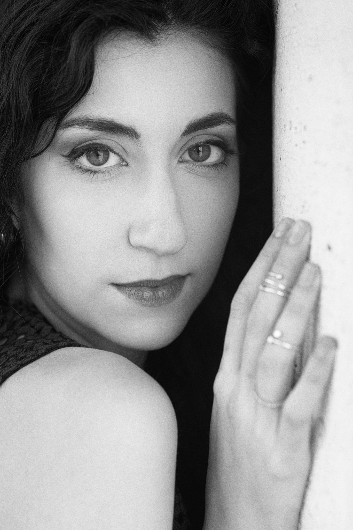Nikon D610 + Nikon AF Nikkor 105mm F2D DC sample photo. Marta black and white photography