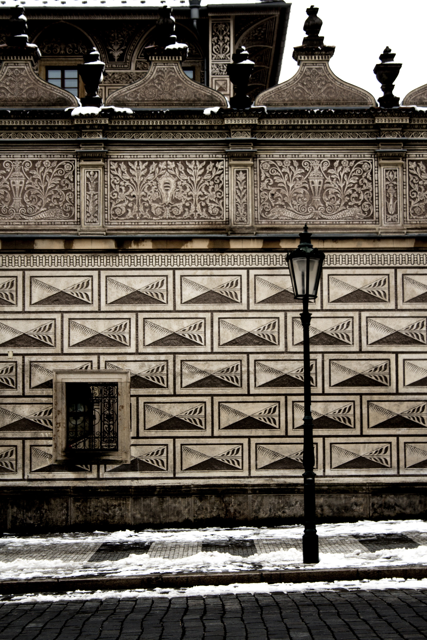 Canon EF-S 18-55mm F3.5-5.6 sample photo. Praga photography