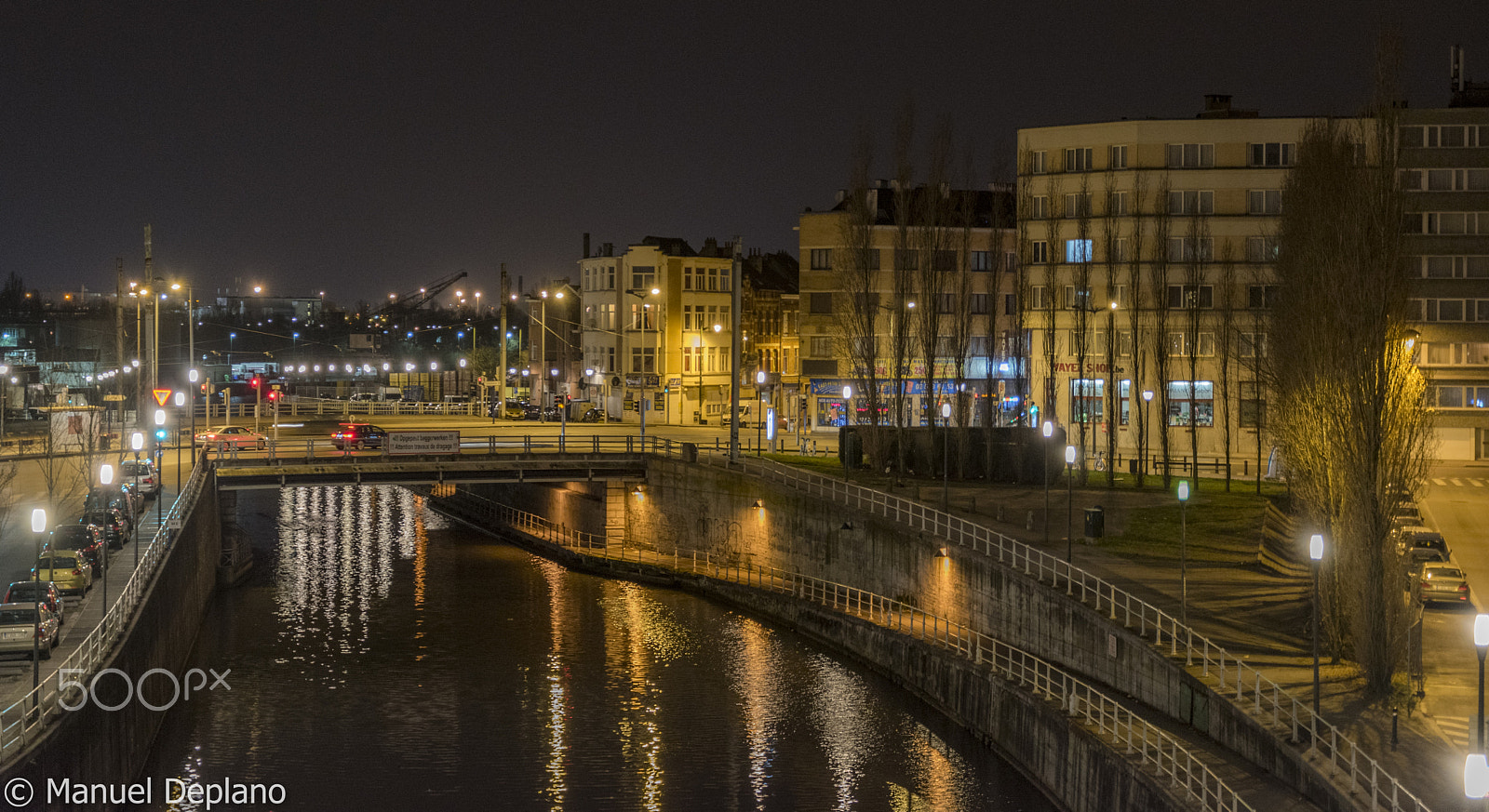 Nikon D5500 + Sigma 17-70mm F2.8-4 DC Macro OS HSM | C sample photo. Brussels petite île by night photography